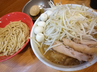 「（限定）レモンつけ麺880円+気まぐれタマゴ+うずら」@ラーメン二郎 八王子野猿街道店2の写真