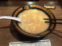 「天然とんこつラーメン+替玉+海苔」@一蘭 アトレ上野 山下口店の写真