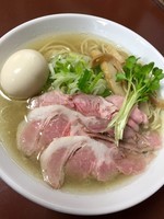 「【夜の部限定】鴨と煮干しダシのラーメン￥800」@ラーメン ひかりの写真