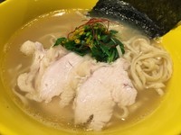 「鯛煮干らーめん　春野菜添え【限定１０食】（７００円）」@らーめん 惠本将裕の写真