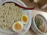 「朝つけ(大盛)+味たま」@麺や 七彩 東京駅の写真