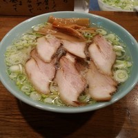 「醤油チャーシュー麺」@丸信ラーメン 駅前店の写真