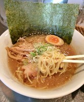 「とんこつ醤油 \750」@さんじの写真