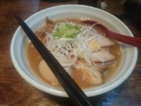 「肉玉ガッツ麺」@大公の写真