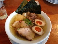 「特製塩らぁめん（大盛り）」@自家製麺 えなみの写真
