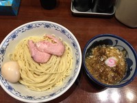 「つけめん 大盛り＋味玉」@煮干中華そば 鈴蘭 新宿店の写真