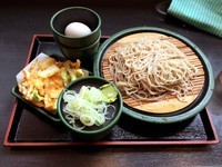 「もりそば(320円)＋イカアスパラかき揚げ(200円)」@ゆで太郎 錦町店の写真