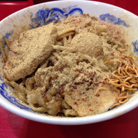 「まぜそば」@ジャンクガレッジ 東大宮店の写真