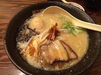 「こく味 味玉」@龍の家 新宿小滝橋通り店の写真