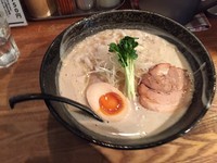 「濃厚らーめん」@みつ星製麺所 福島本店の写真