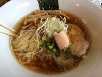 「虎徹そば～奥久慈しゃも・黒さつま鶏ver.～醤油（750円）」@麺や 虎徹の写真