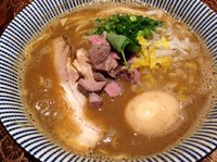 「ラム豚骨らーめん(味玉)煮干醤油」@自家製麺 MENSHO TOKYOの写真