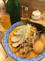 「ごまの辛いそば」@中華そば 多賀野の写真