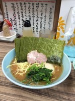 「らーめん並  麺堅 ライス」@横浜ラーメン 武蔵家 中野本店の写真