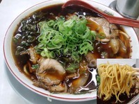 「中華そば並み700円」@新福菜館 本店の写真