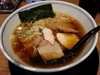 「純鶏らーめん醤油（５７０円）」@麺処 直久 蒲田店の写真