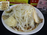 「中ラーメン豚増しニンニク増し増し850円」@ハングリーピッグの写真