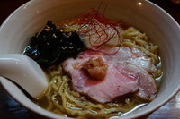 「新茶のラーメン（５月限定）」@らーめん かねかつの写真