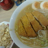 トンカツ味噌ラーメン、半チャーハン