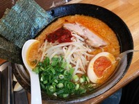 「こってりW780円＋辛口W50円」@らーめん いなばやの写真