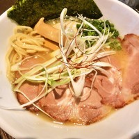 「特製鶏白湯（950円）」@麺屋ひぶたの写真