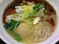 「【ゲリラ限定】鶏塩白湯inマー油（800円）」@吉田商店の写真