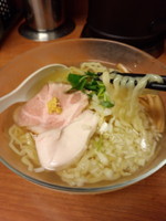 「〖限定〗冷やし煮干し塩そば780円+〆のご飯100円」@福の神食堂の写真