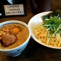 「鶏と煮干の濃厚つけ麺＋生卵」@INOSHOWの写真