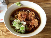 「冷やしそばにゲソ天(340円)」@一由そば 日暮里店の写真