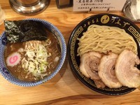 「特製つけ麺（小）」@中華蕎麦うゑずの写真