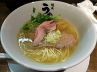 「塩らーめん・細麺（１４０ｇ） ７００円」@麺屋 うめはら 伊勢崎店の写真