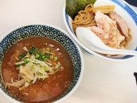 「特級つけ麺（中盛）￥700（ﾒﾙﾏｶﾞｸｰﾎﾟﾝ使用）」@濃厚鶏豚骨魚介つけ麺 かず屋の写真