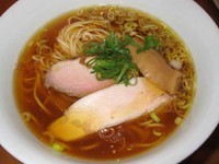 「醤油ラーメン　750円」@ラーメン屋 トイ・ボックスの写真