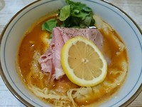 「【限定】小江戸黒豚トンコツ～トマト～ 追い飯付き￥900」@中華そば 四つ葉の写真