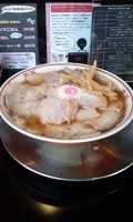 「肉煮干し中華そば（￥730）」@肉煮干し中華そば さいころの写真