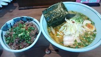 「[限定] 辛みSOBA塩 + 牛筋ごはん」@麺家 Shumen Doushiの写真