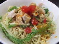 「【夏季限定】鳥取県産大山鳥の棒棒鶏冷麺サラダ風　８５０円」@あかくろたんたんの写真