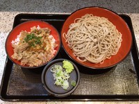 「ミニ牛しゃぶ丼セット(520円)」@名代 富士そば 昭和通り店の写真