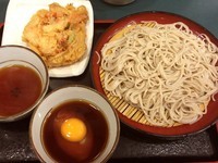 「かき揚げせいろ・玉子付き(390円)」@小諸そば 神田須田町店の写真