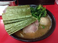 「半熟味玉ラーメン 万能ネギ のり」@武蔵家直系 ぼうそう家の写真