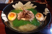 「雫～しずく～(6月限定･復刻版)＋味玉(700円＋100円)」@こくまろ鶏らーめん 久久の写真