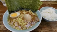 「ラーメン+海苔+味玉+半ライス」@まこと家の写真