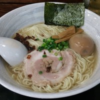 「味玉塩ら～麺」@らーめん 麺の月の写真