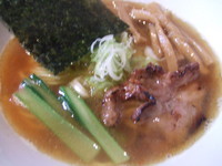 「しょうゆらーめん　７５０円」@麺s慶の写真