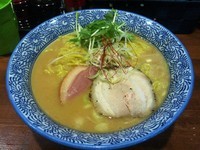 「鶏とろみそば（醤油）」@麺や 而今 大東本店の写真