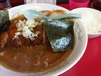 「三匹の子豚麺(1450円)+半ライス(無料サービス)」@肉屋さんのラーメン家 生治ミートの写真