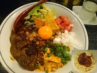 「まぜそば×ドン蛸ス（カレー味）＋和え玉＋エビス＋岩手の酒」@雨ニモマケズの写真