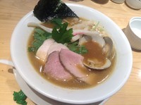 「蛤味噌SOBA　980円」@Ginza Noodles むぎとオリーブの写真