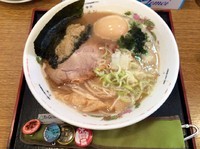 「魚介香る濃厚中華そば＋煮玉子」@麺喰い メン太ジスタの写真