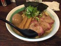 「特らーめん中盛」@自家製麺 麺屋 利八の写真